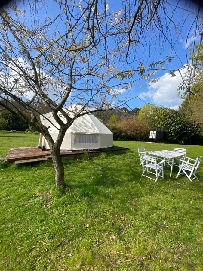 Loire Valley Llama Farm Stay Saint-Cyr-Les-Champagnes Esterno foto